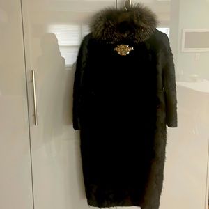 Authentic made in Italy designer coat with fox fur collar.
